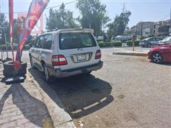 تۆیۆتا لاند کروزەر